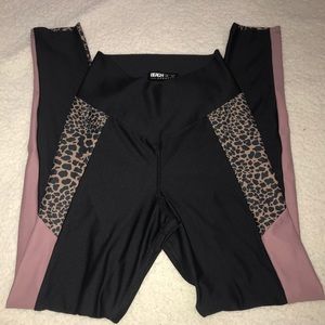 Beach Riot Sport Tori Leopard Leggings